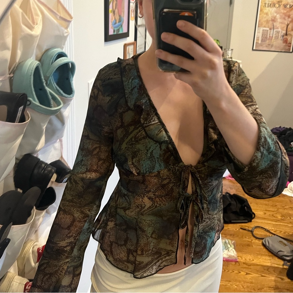 Thrifted Vintage Top - Picture 2 of 4